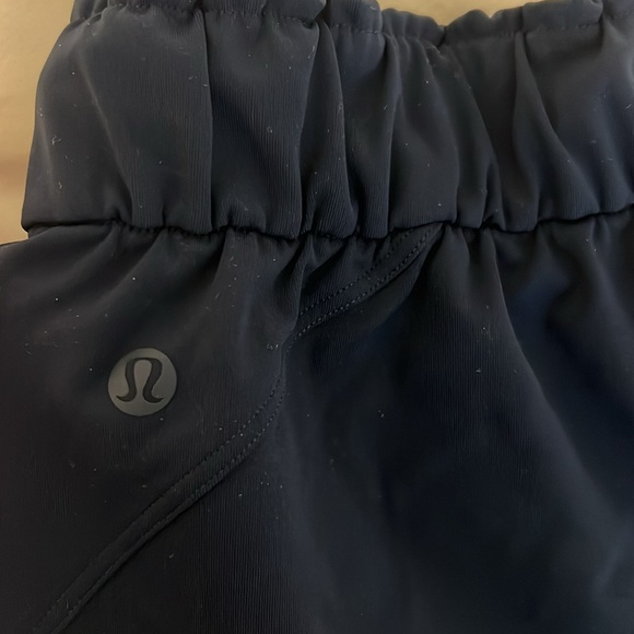 Lululemon stretch high rise pant (7/8 length), size 4 in navy blue - Picture 4 of 5